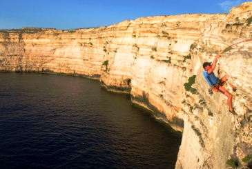 Abseiling Land sports in Malta